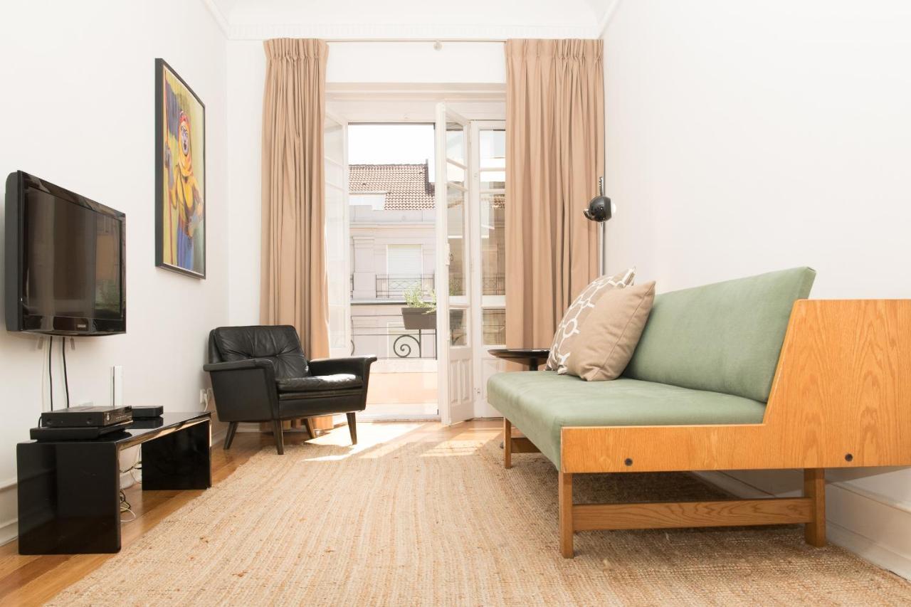Flattered To Be In Lisboa Apartment Luaran gambar